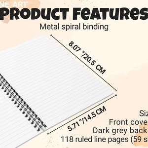 Pode incluir: Um caderno A5 com encaderna&ccedil;&atilde;o em espiral met&aacute;lica. Possui 118 p&aacute;ginas pautadas (59 folhas). As dimens&otilde;es s&atilde;o 20,5 cm por 14,5 cm. Apresenta uma capa impressa e uma contracapa cinza escuro.