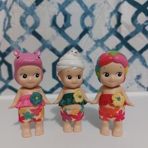 Sonny Angel flower outfit