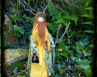 Cernunnos, the Horned God Handcrafted esoteric representation on wooden base wicca natural magic Protection, Abundance, Connection to Nature
