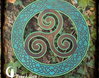Tray / suspension &quot;Triskel&quot; engraving on poplar wood magic Celtic Viking well-being gift idea collection altar offering suspension
