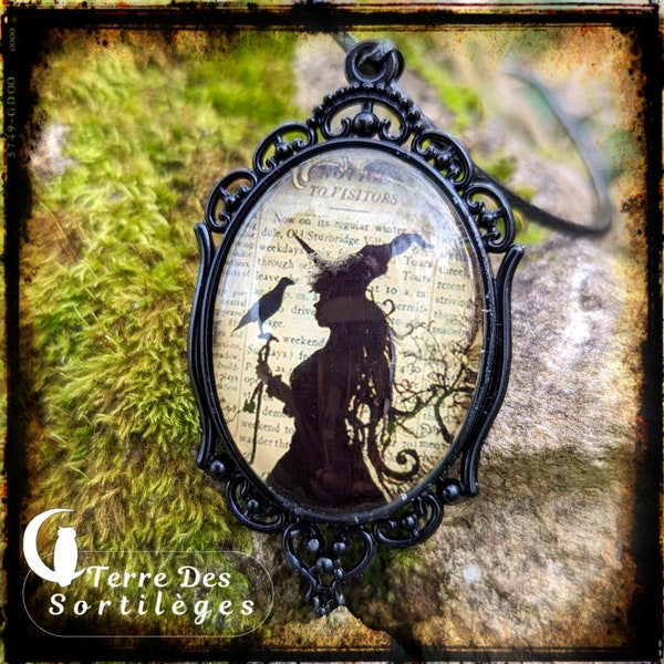 Pendentif Sorcière Vintage en métal noir cabochon idée cadeau wicca hoodoo magie naturelle collier witch gothique steampunk féérique mode