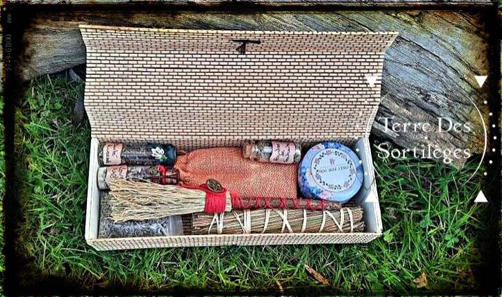 Witch Box, Coffret Magie, Spelljar, Herbes, Fumigation, Smudge.