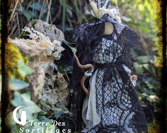Priestess &quot;Nyx Nocturna&quot; Connection to the energy of the moon black wicca hoodoo gift idea natural magic celebration decoration Celtic altar