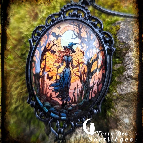 Pendentif Sorcière aux bois en métal noir cabochon idée cadeau wicca hoodoo magie naturelle collier witch gothique steampunk féérique mode