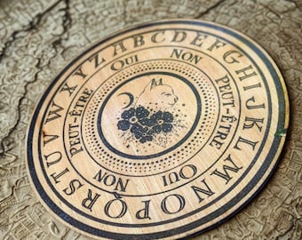 Wooden pendulum tray "Cat" 20 and 15 cm, for dowsing, intuitive divination, natural magic, esotericism, gift idea, poplar