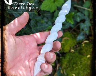 Bacchetta di selenite attorcigliata 20 cm strumento altare idea regalo magia litografia magia Hoodoo benessere wicca cerchio minerale rituale celebrazioni