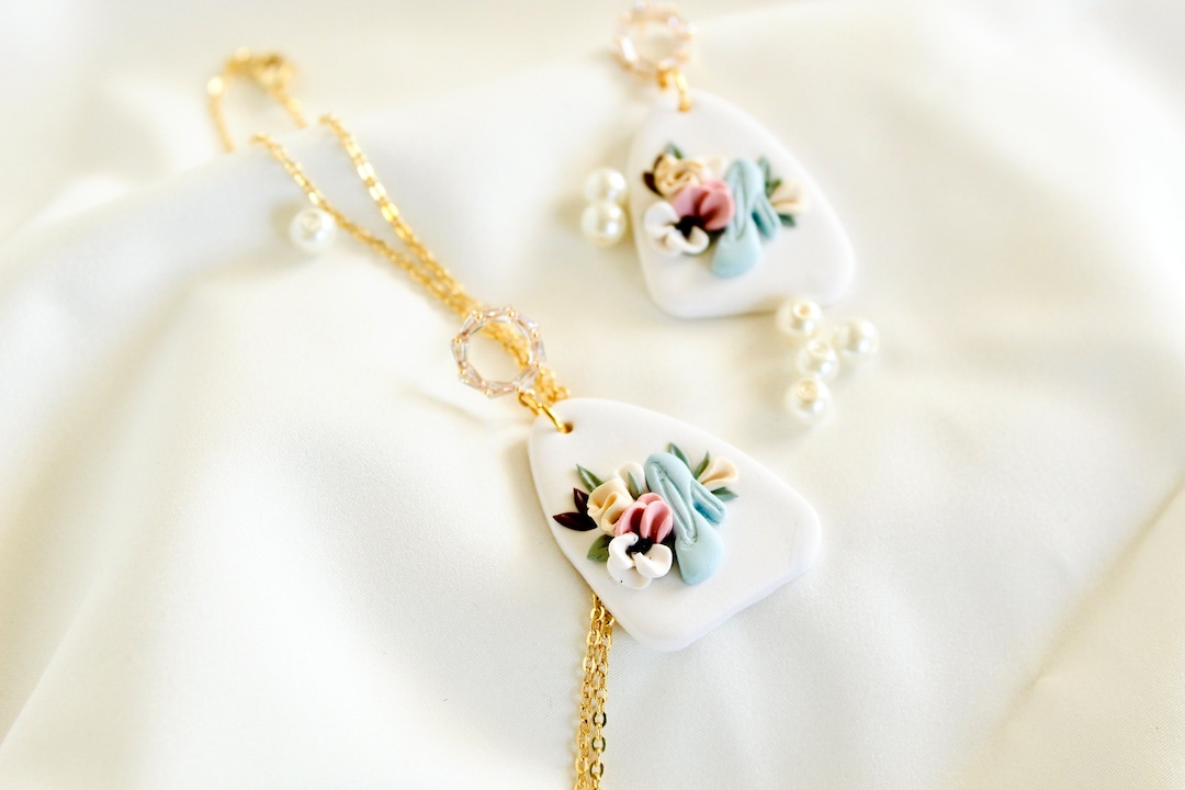 Aeris Floral Cinderella Edit Earrings