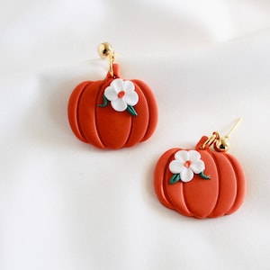Brincos florais de abóbora, brincos de abóbora, brincos assustadores, brincos boho de abóbora, brinco de Halloween, brincos de outono com pingentes de abóbora