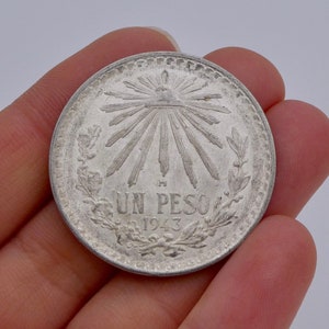 1943 Mexican Peso Silver Coin, Un Mexican Peso 0.720 Silver, 1943 Vintage Mexican Silver Coin 72% Silver, Un Peso Mexicano 0.720 Plata