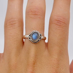 925 Silver Labradorite Ring Size 8, Sterling Silver Labradorite Ring, Natural Labradorite Jewelry, Size 8 Silver Ring