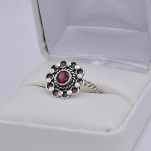 925 Silver Garnet Ring, Sterling Silver Red Garnet Ring, January Birthstone Ring, Natural Garnet Jewelry, Multiple Sizes Available