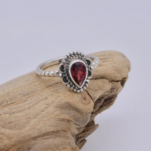 925 Silver Garnet Ring, Sterling Silver Red Garnet Ring, January Birthstone Ring, Natural Garnet Jewelry, Multiple Sizes Available