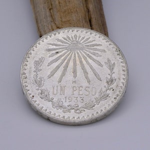 1933 Mexican Peso Silver Coin, Un Mexican Peso 0.720 Silver, 1933 Vintage Mexican Silver Coin 72% Silver, Un Peso Mexicano 0.720 Plata
