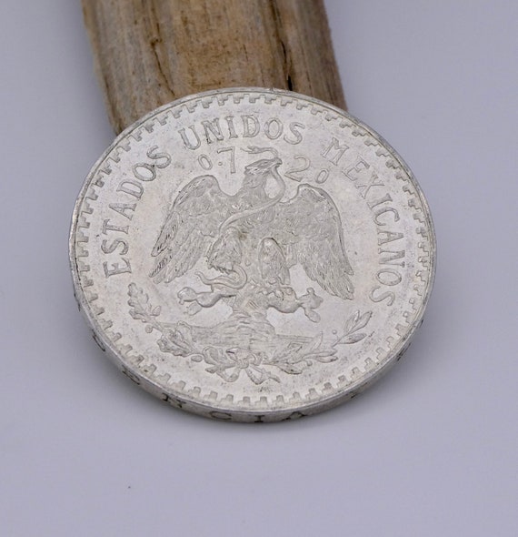 1933 Mexican Peso Silver Coin, Un Mexican Peso 0.720 Silver, 1933