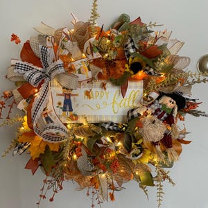 Pre-lit scarecrow fall wreath, fall wreath with lights, scarecrow wreath for door, cute fall wreath, autumn harvest wreath with lights