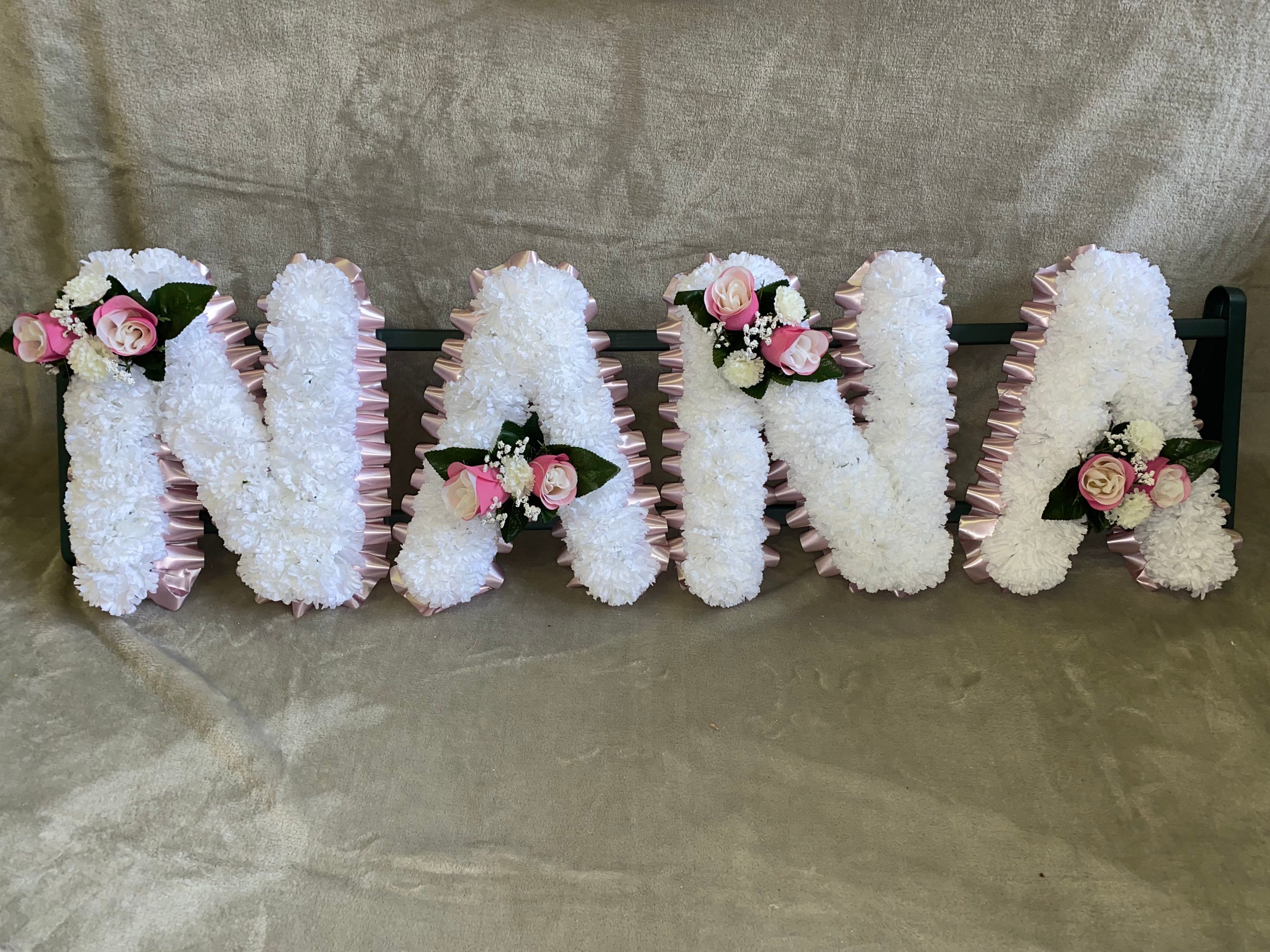 Artfcal Flowers Heart Wreath Funeral Trbute Memoral Father’s Day , Dad , Husband , Brother