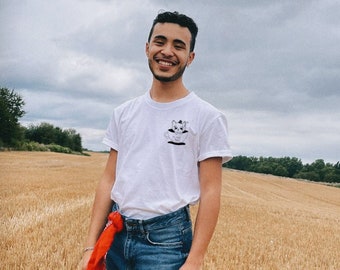 Cute Cat T-shirt, You need love Shirt, Unisex T-shirt, Original gift, Design T-shirt, Aesthetic T-shirt, Cute Animal Shirt