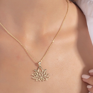 14K Gold Lotus Necklace, Floral Charm Necklace For Women, Silver Lotus Flower Pendants, Meaningful Gift For Mothers, Best Gift For Mothers