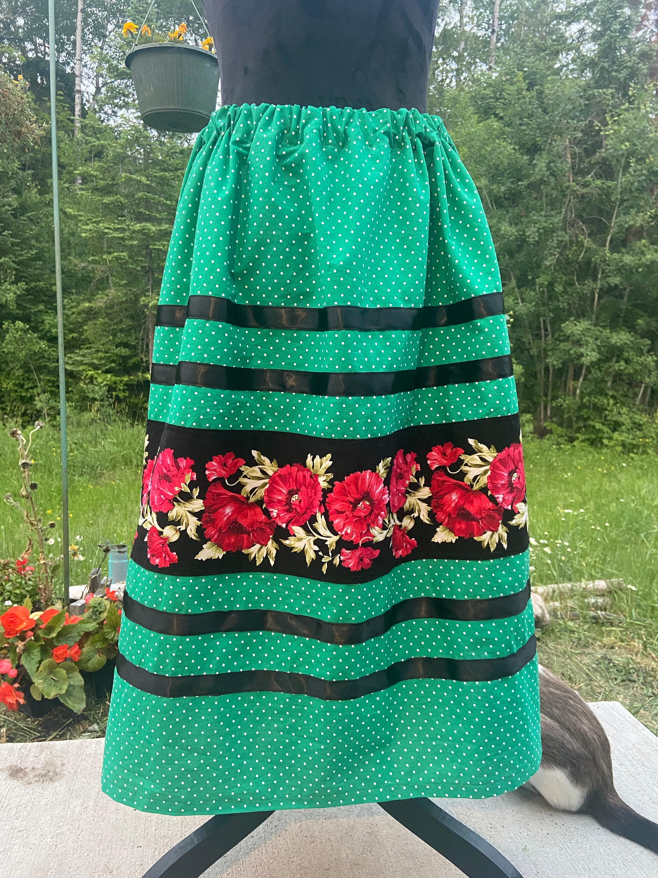 ブランド品専門の andrea&co JACQUARD SKIRT RIBBON ロングワンピース