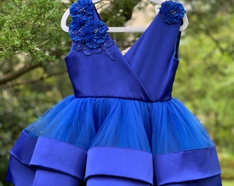 white and royal blue flower girl dresses