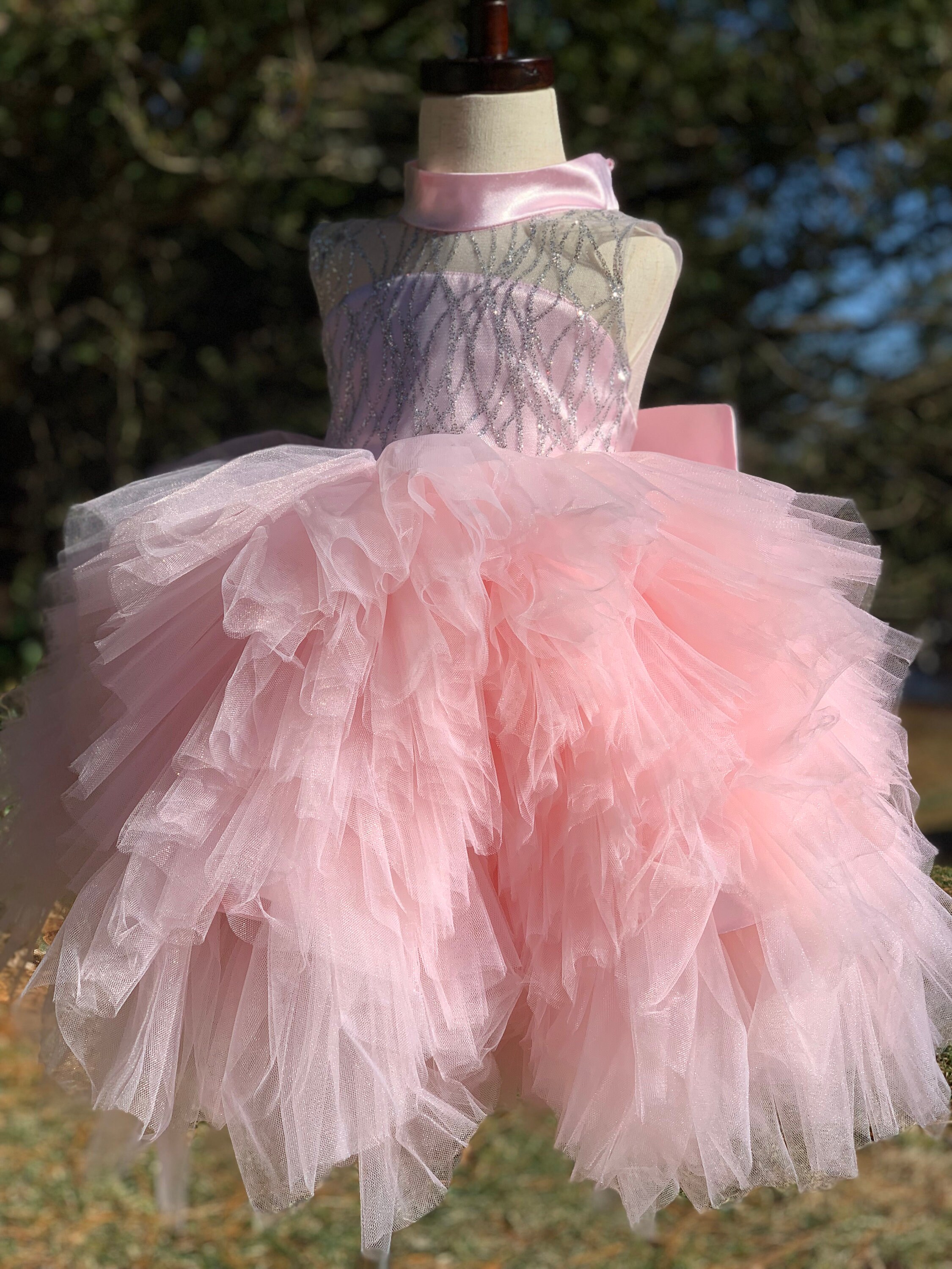 Robe De Fête DKNY Pour Fille - Rose à Volants De Tulle - Taille 2 Ans - Occasion Très Bon état