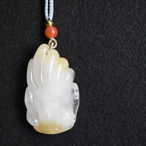 High Grade White Rutilated Quartz Nine-Tailed Fox Pendant, Hand Crafted! Collector's shops Item! Double Sided Engraving! Very Rare! HuXian!