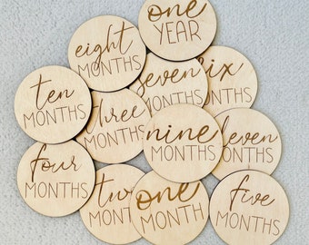 Baby Milestone Disc | Milestone Marker | Monthly Photo Props | Wooden Monthly Milestone Discs | Baby Milestone | Baby Gift | Milestone Set