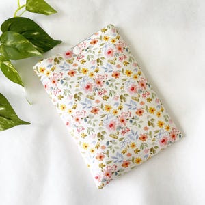 Gepolsterte Kindle-Hülle mit Druckknopf | Buchliebhaber Geschenk | E-Reader Hülle | Hülle für Kindle | Bücherwurm Geschenk | Kindle Paperwhite Hülle | Kindle Tasche