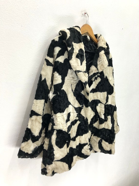 Vintage Rei Risee Cow Zebra Pattern Fur Jacket Re… - image 3