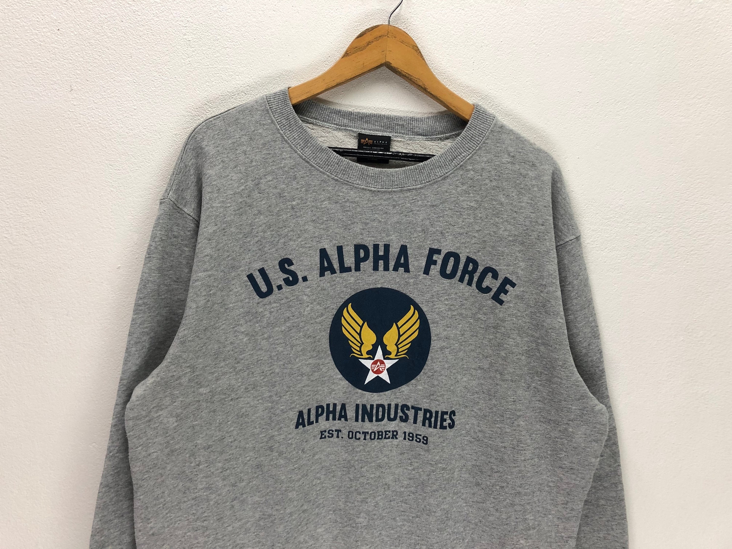 Alpha Industries｜SWEATSHIRTS (ESSENTIAL CREWNECK (USE51 Alpha Industries | ESSENTIAL CREWNECK | Hoodies