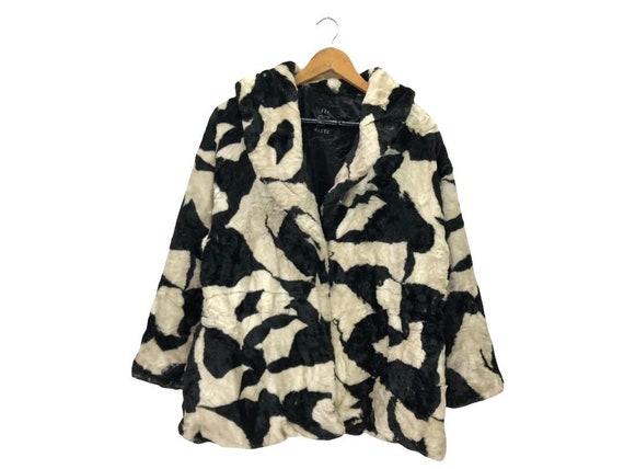 Vintage Rei Risee Cow Zebra Pattern Fur Jacket Re… - image 1