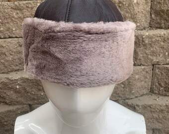 Handmade Beanie Warm Brown Genuine Sheepskin Shearling Fur Hat Real Leather Handmade Beanie Warm Brown Genuine Sheepskin Shearling Fur Hat Real Leather