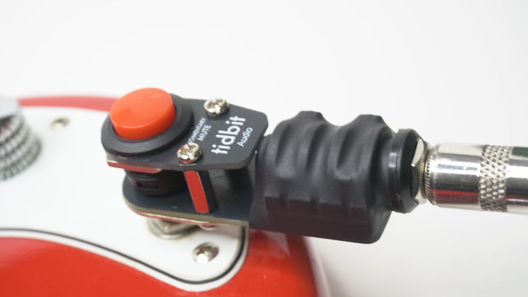 Arcade-style Kill-switch for Guitar / Synth / Audio Equipment