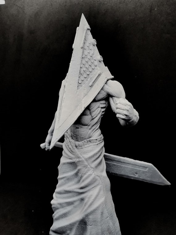 Pyramid Head Silent Hill Bust Sculpt With Mini Canvas -  Finland