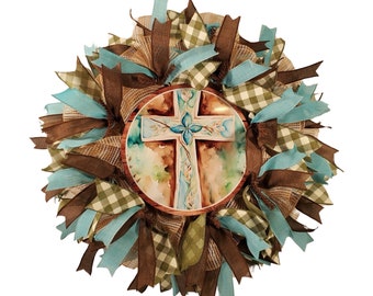 Versatile Everyday cross wreath, religious front door décor, wreath for all occasions