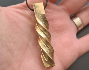 Blacksmith keychain twisted brass keyring wheat twist keyfob bag charm
