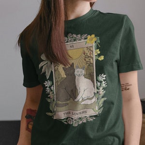 Cat Tarot Shirt The Lovers Mystical Shirt Aesthetic Witchy T Shirt Witchy Clothes Mystical Cat Tshirt Tarot Shirts Women Vintage Tarot