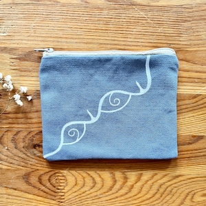Pequeña bolsa con cremallera - Regalo hecho a mano para ella - Bolsa de lona de algodón - Pintado a mano y cosido a mano