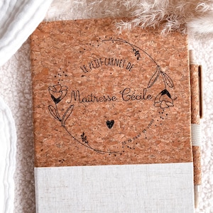 Cahier maîtresse personnalisé / Coffret carnet de note personnalisé en liége et lin  +stylo(cadeau maître/maîtresse)