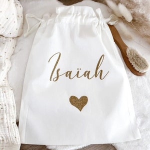 Pochon tenue de naissance/ crèche personnalisé