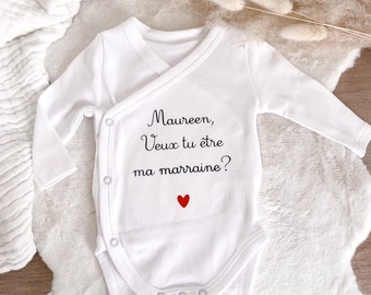 Body personnalisé  « Veux tu être ma marraine/mon parrain? » en coton bio (taille 0/3 mois)