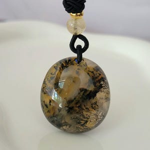 Golden Healer Quartz Pendant Necklace: Hand Knotted Rutile Gemstone