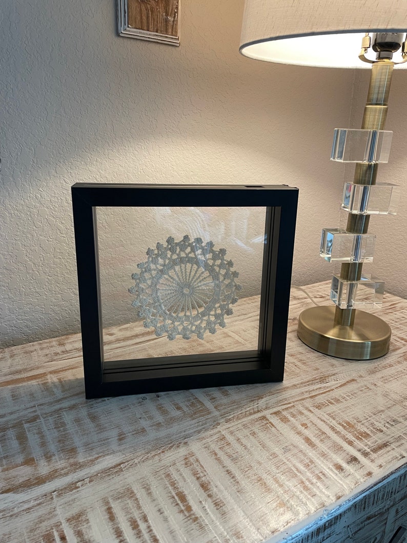 Antique crocheted doily framed for wall art or desktop, modern framed antique craft, modern farmhouse decor, unique wedding gift, USA image 3