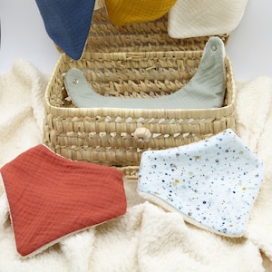 Bavoir bandana bébé en coton biologique / double gaze / cadeau de naissance / bavouille / dents bébé