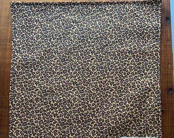 EDC Hank. Cotton and microfiber. Leopard w/ black back