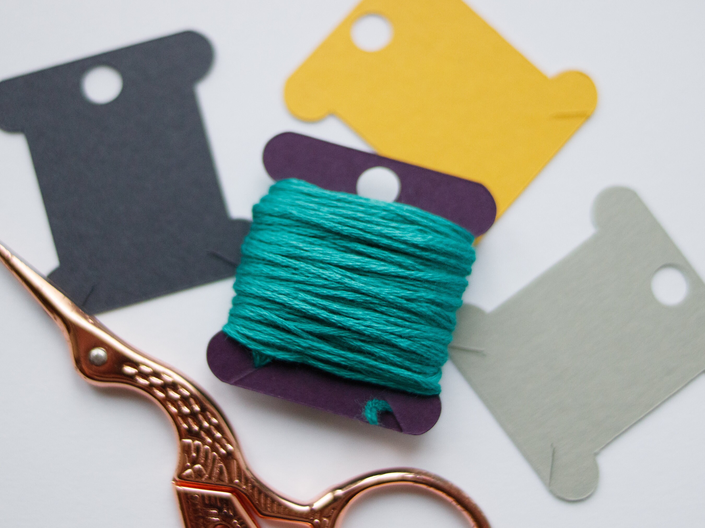 Set of 25 Colorful Embroidery Floss Thread Cardstock Bobbins Etsy UK