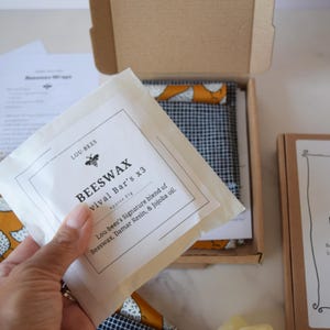 Beeswax Wrap DIY Kit – Make Your Own Reusable Food Wraps | Eco-Friendly Craft Kit with Fabric & Beeswax Blend