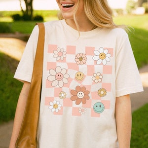 Retro Checkered Smile Flowers Vintage Vibe Graphic Tee