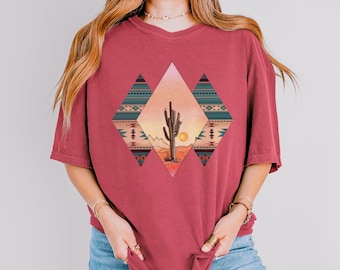 Camisa del desierto, camiseta gráfica Western Cactus Sunrise Sunset Comfort Colors