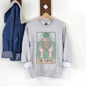 La carte de tarot de café vintage Vibe Crewneck Sweatshirt, mignon sweat-shirt glacé à la mode des amateurs de café